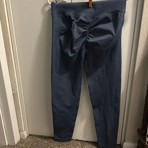 Nwot unbranded butt scrunch leggings ❤️